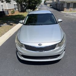 2018 KIA Optima