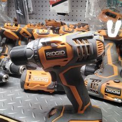 Ridgid 18V SubCompact Cordless 1/2 in. Drill/Driver 
