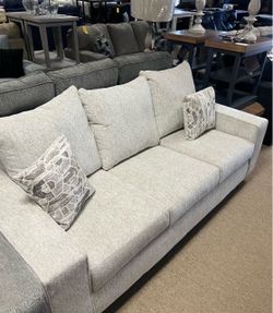 Stylish cozy nice Couch!