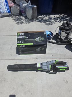 leaf blower