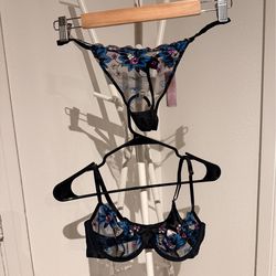 Black Floral Mesh Lingerie Set - Bra 36B Thong