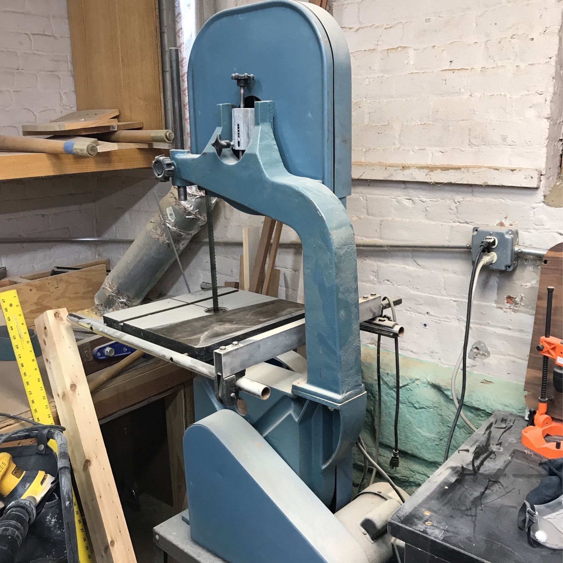 Reliant 16 Inch Band Saw