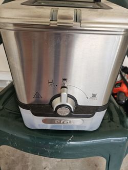 T-fal Ultimate EZ Clean Deep Fryer