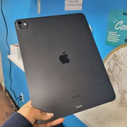Apple - 13-inch iPad Pro M4 chip with OLED - 90 DAYS WARRANTY INCLUDED / TAKE THIS HOME FROM $5 