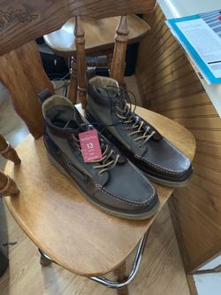 Men’s size13 hiking boots