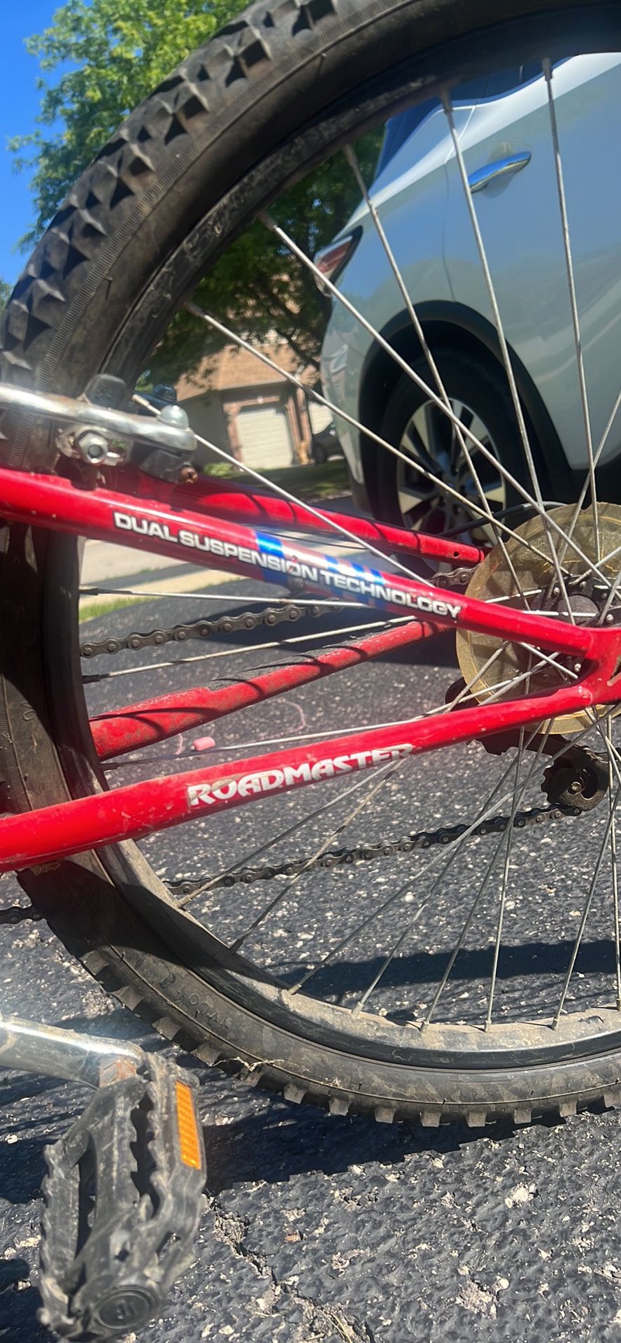 Roadmaster powerX 18 speed Mountain Bike Seat is busted