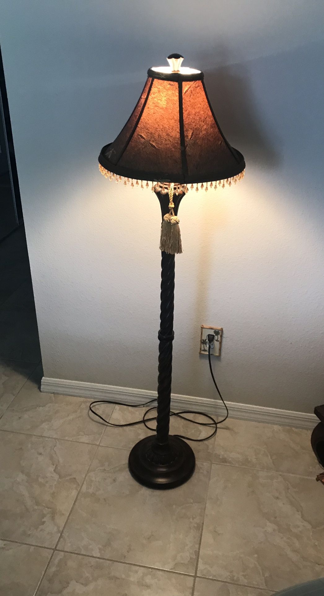 Floor Lamp 