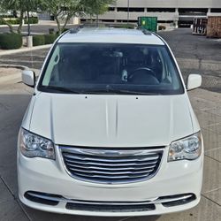 2013 Chrysler Town & Country