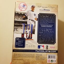 New York Yankees Mariano Rivera McFarlane's Collector's Edition Statue Front Plastic Unsealed But New 