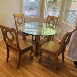 Round Glass Table & Chairs