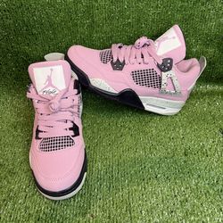 Jordan 4 Pink