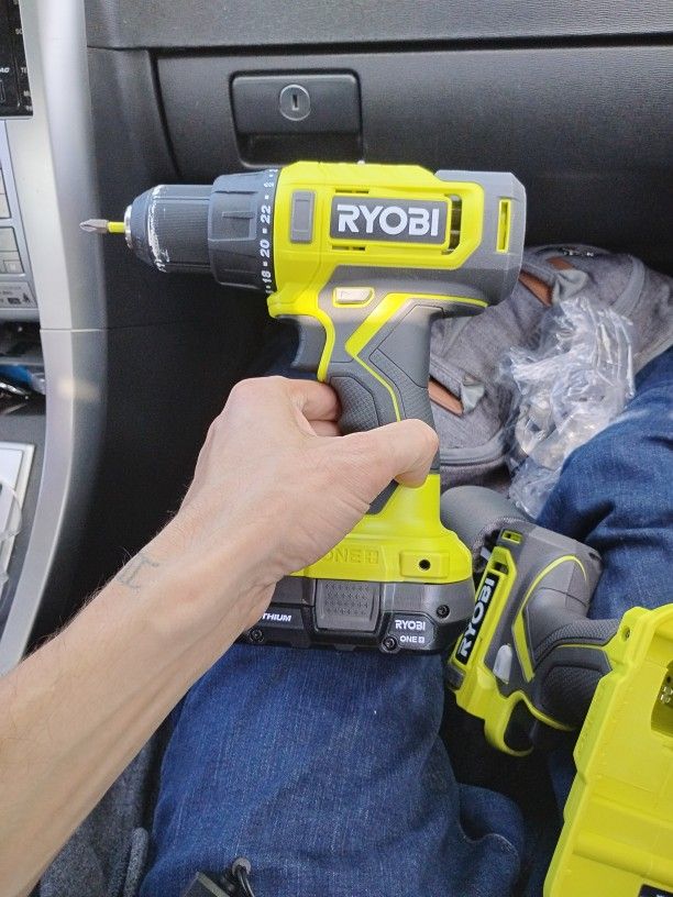 Cordless Drill Set, Battery Pack, Charger Included