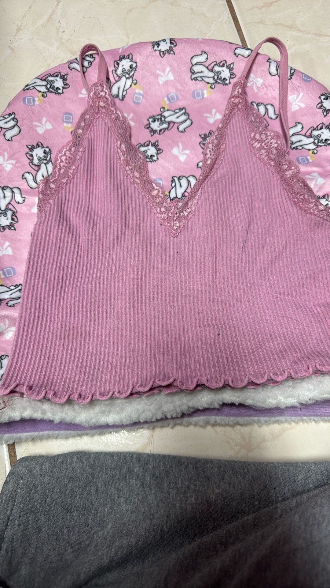 pink crop top spaghetti strap