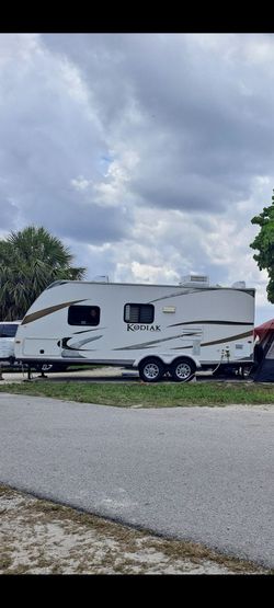 Travel trailer 2011