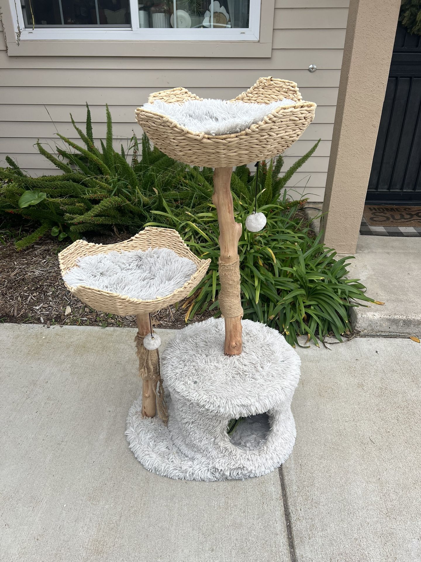 Mau Cat tree Pet furniture