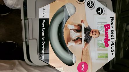 BABY SEAT TOOK OUT OF BOX BUT NEVER USED