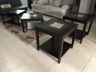 Coffee tables and end tables