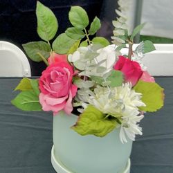Wedding Flower Arch/flowers /Birthday Party /coffee Carafe’s 