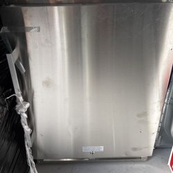 New Avanti 5.4-cu ft Mini Fridge ( Stainless Steel ) Garage Ready