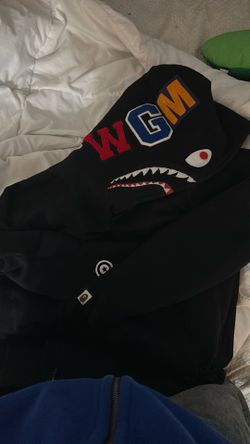 BAPE PULLOVER ALL BLACK SIZE M