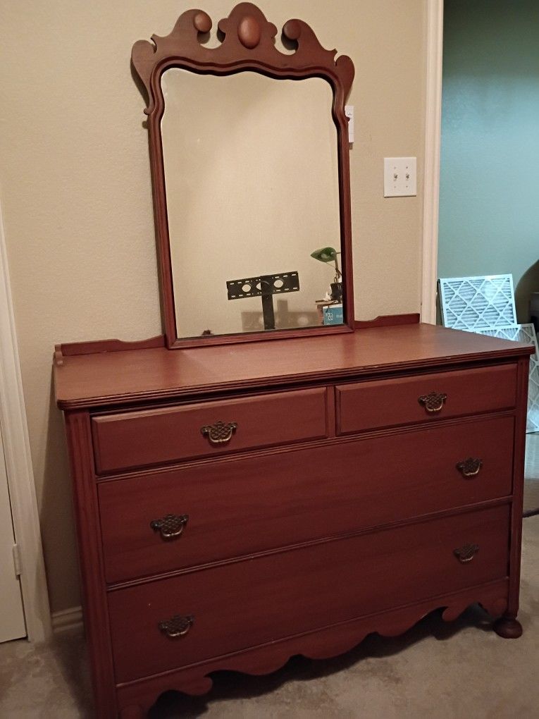 Antique Dresser/Vanity