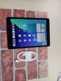 Ipad 7th gen 32gb WiFi only