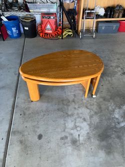 Swivel coffee table