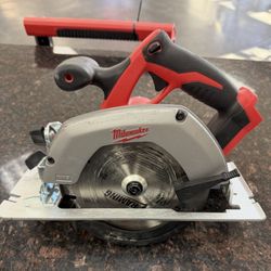 Milwaukee Circular Saw