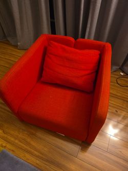 ❤️ Modern Red Kids Chair with Matching Pillow – $25