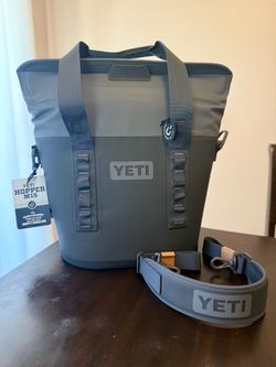 YETI Hopper M15 - Soft Cooler  Charcoal - Brand New with Tags - 32 Can Magshield