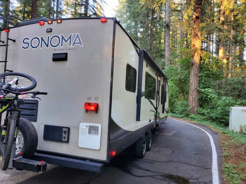 2018 Sonoma By FOREST RIVER GREAT CONDITION