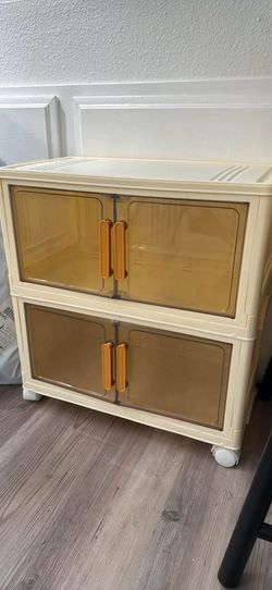 Plastic Storage Cabinet with Wheels