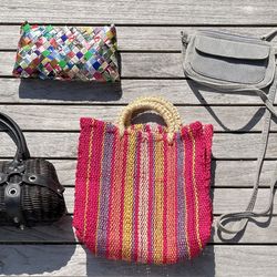 7 fun purses for $25