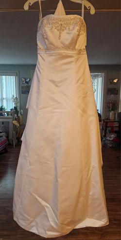 Wedding dress