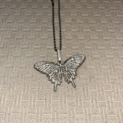 Butterfly Pendant & Sliver Chain
