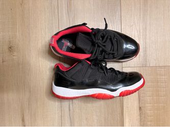 Jordan Air Jordan 11 Retro Low Bred Black Red White