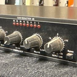 DBX 266 XL Studio Compressor/ Gate / Expander 