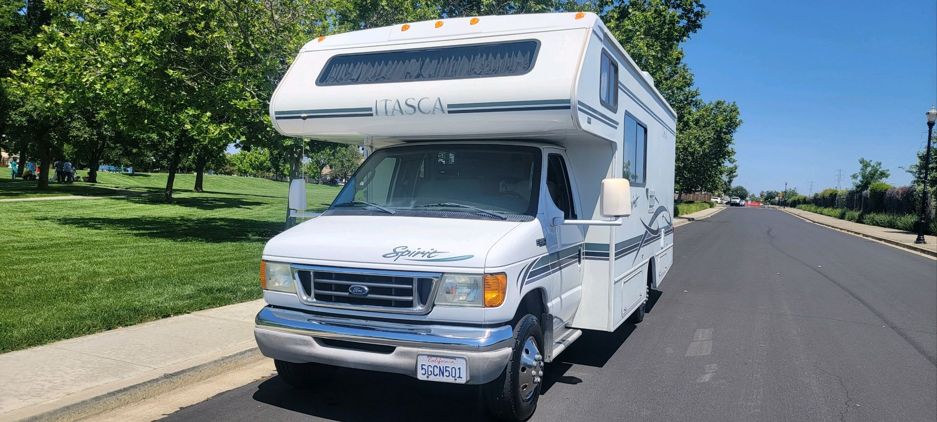2004 Ford Itasca spirit 24V