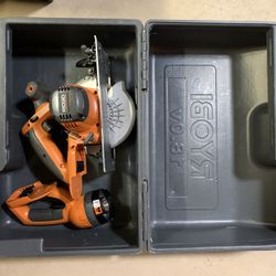 Ridgid 6-1/2” Saw And Flashlight And Case