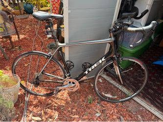 Trek Carbon Road Bike – Lightweight & Fast – $1,000 OBO
