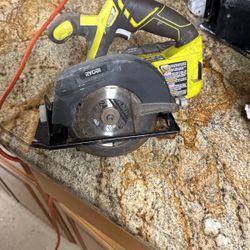 Ryobi Saw 