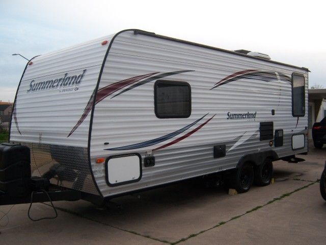 2014 Summerland By Springdale 24' ft Travel Trailer 