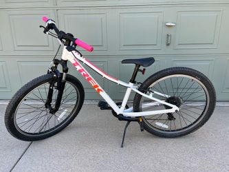 Trek Precaliber 24 inch Bike
