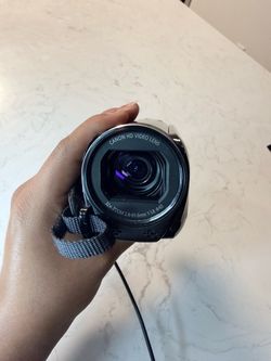 Canon VIXIA HF R700 HD Camcorder