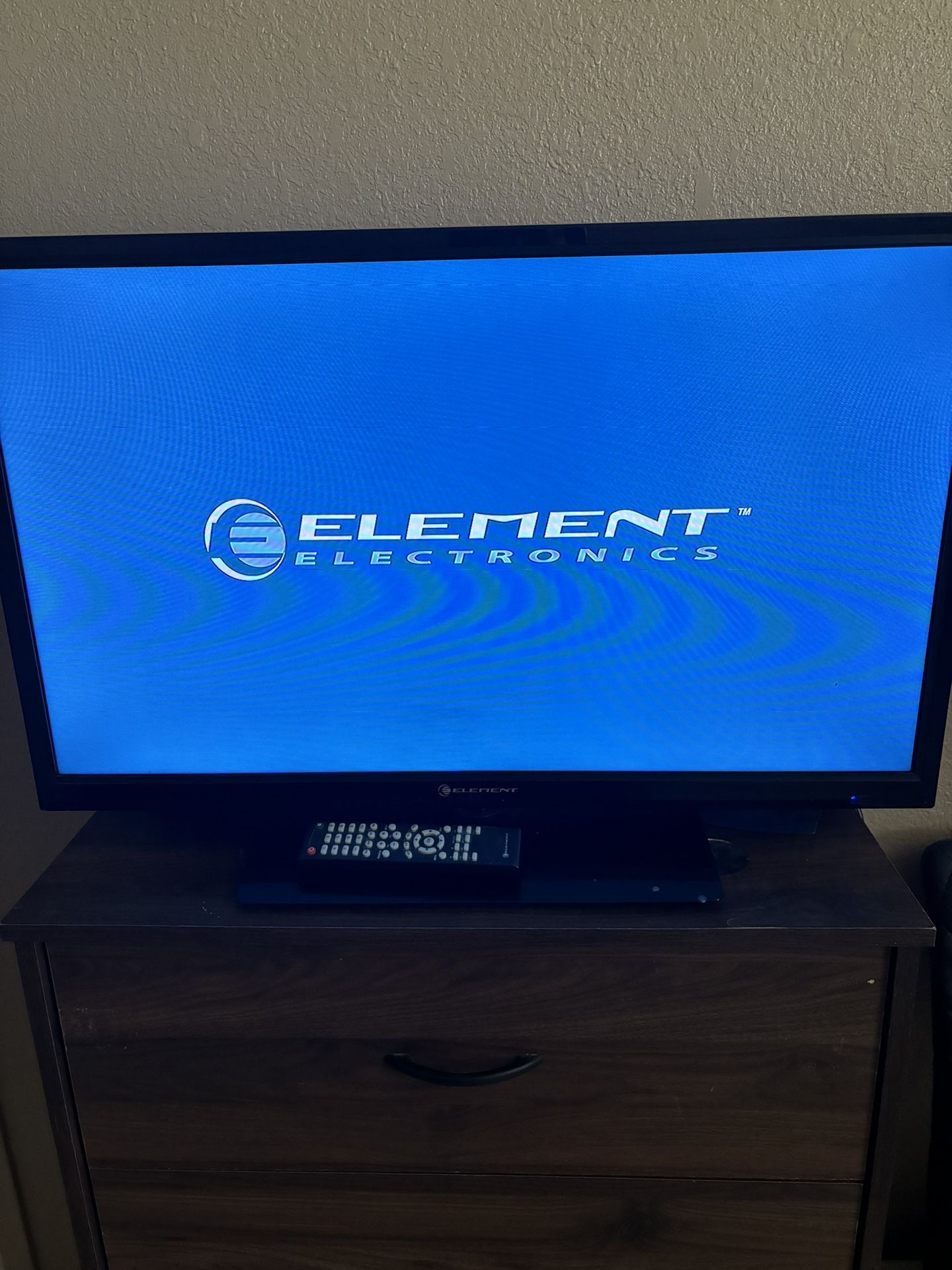 Element 32 Inch Tv (NOT SMART TV)