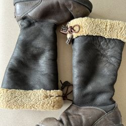 Tall Soft Leather Chocolate Brown UGG Boots Size 8 Women’s 