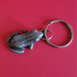 DANFORTH - Silver Frog Keychain, Handcrafted Pewter Bullfrog - 1" x 1 3/4" 

