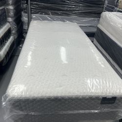 TWIN XL KLUFT AIRELOOM COPPER LUX HYBRID MATTRESS & BOX SPRING BED SET