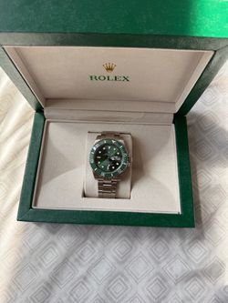 Submariner watch