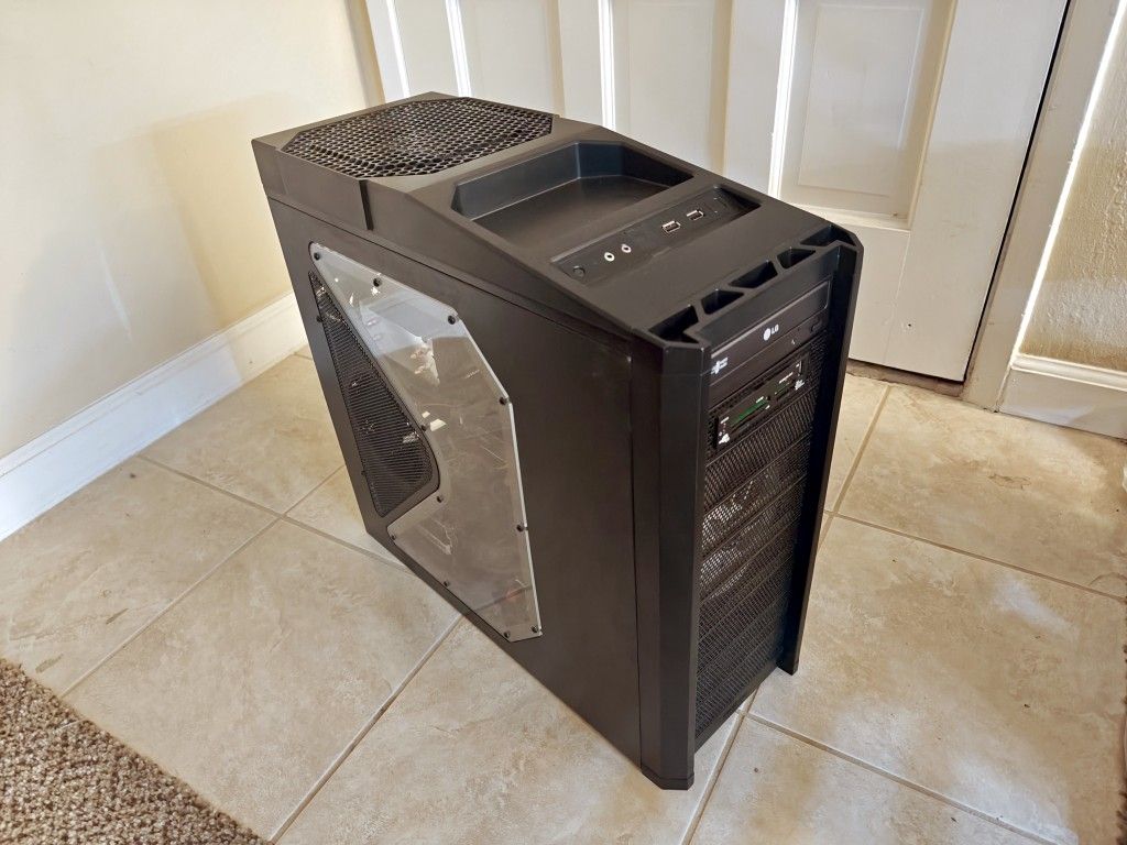 Desktop - Intel i5-7600K, 16GB RAM, 240GB SSD, GTX 1080Ti 